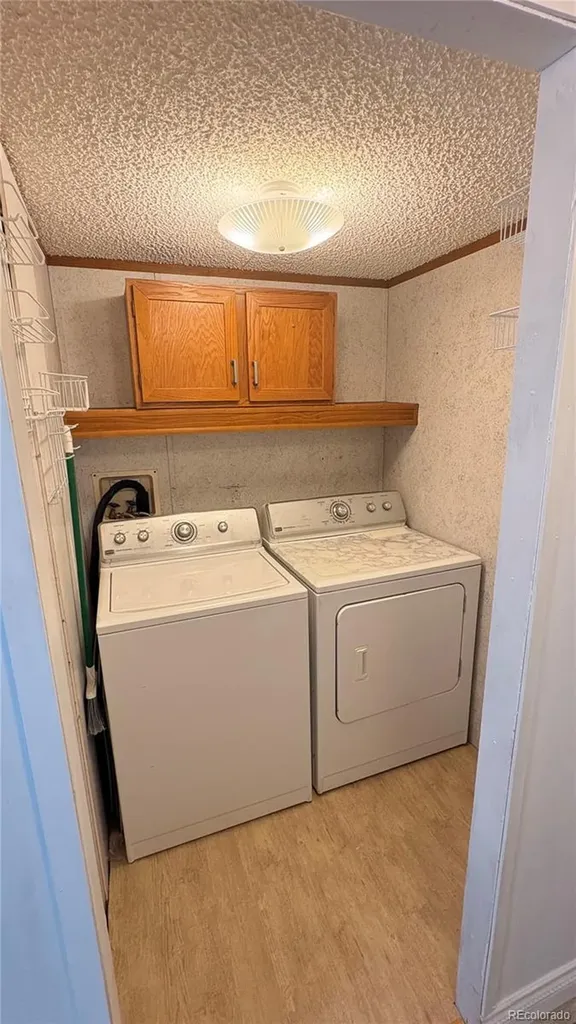 4956 E 97th Place Denver CO 80229