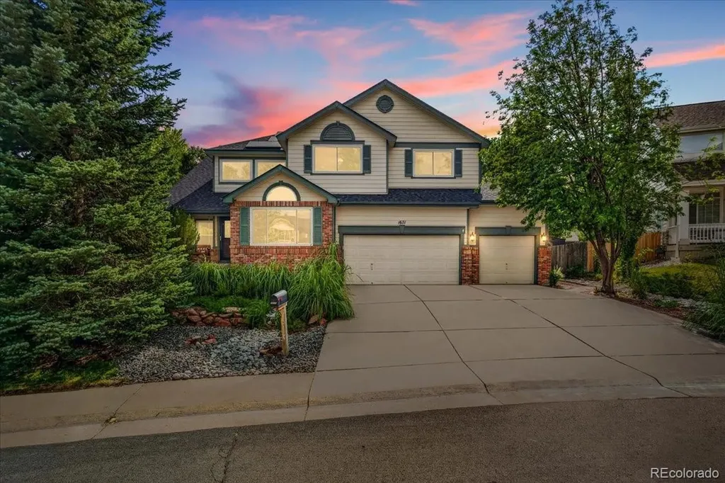 1671 Hemlock Way Broomfield CO 80020