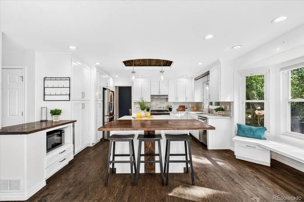 1671 Hemlock Way Broomfield CO 80020