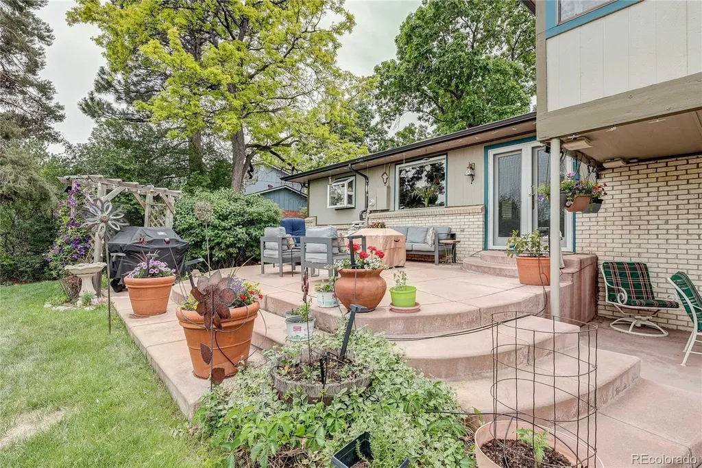 5394 S Cimarron Road Littleton CO 80123