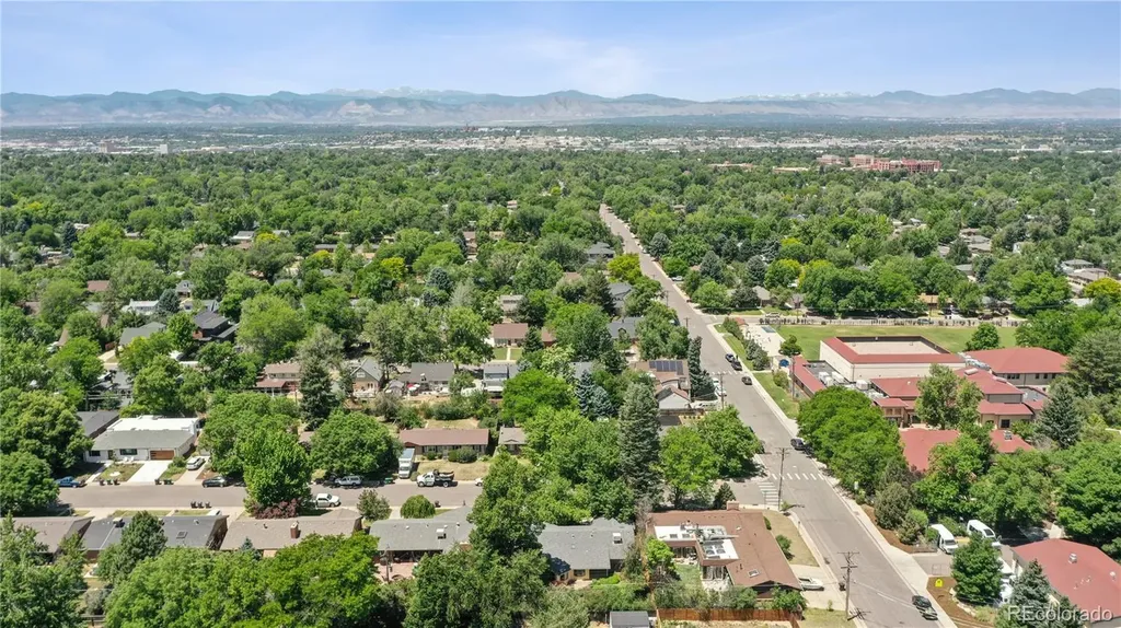 2816 S York Street Denver CO 80210