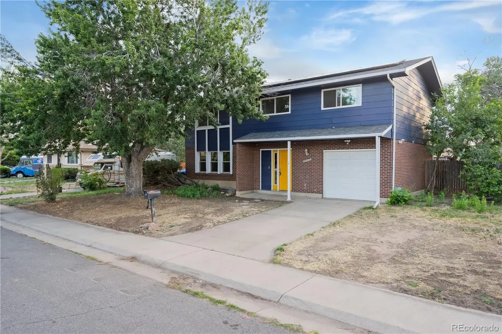 4943 Scranton Street Denver CO 80239