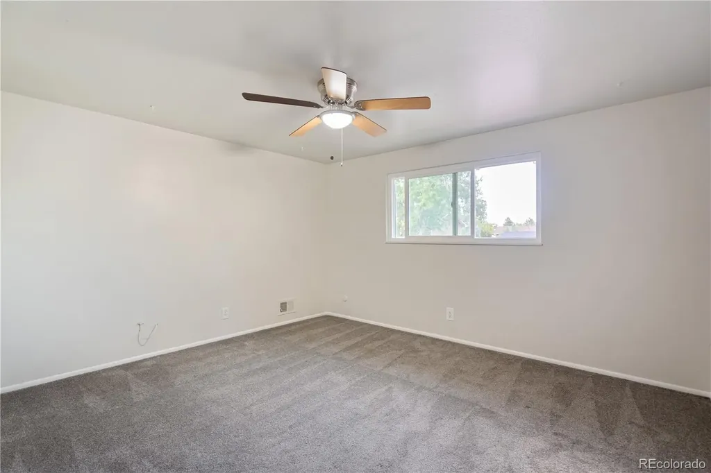 4943 Scranton Street Denver CO 80239