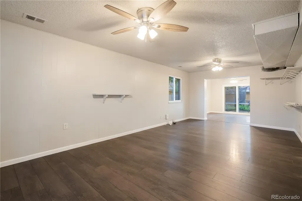 4943 Scranton Street Denver CO 80239