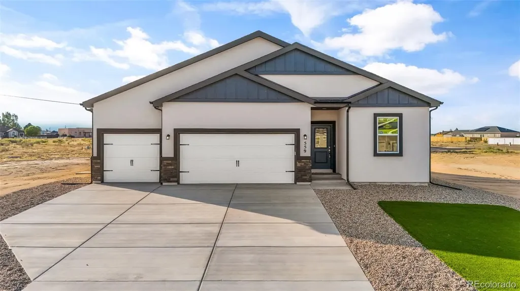 559 Bayview Drive Pueblo CO 81007