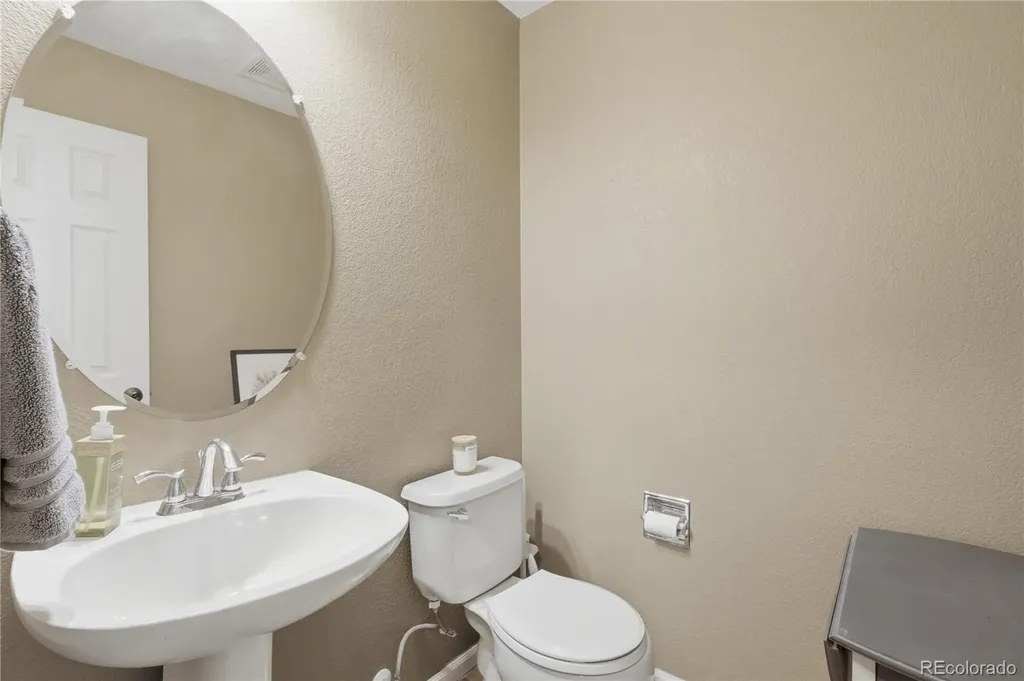 9177 Anasazi Indian Trail Highlands Ranch CO 80129
