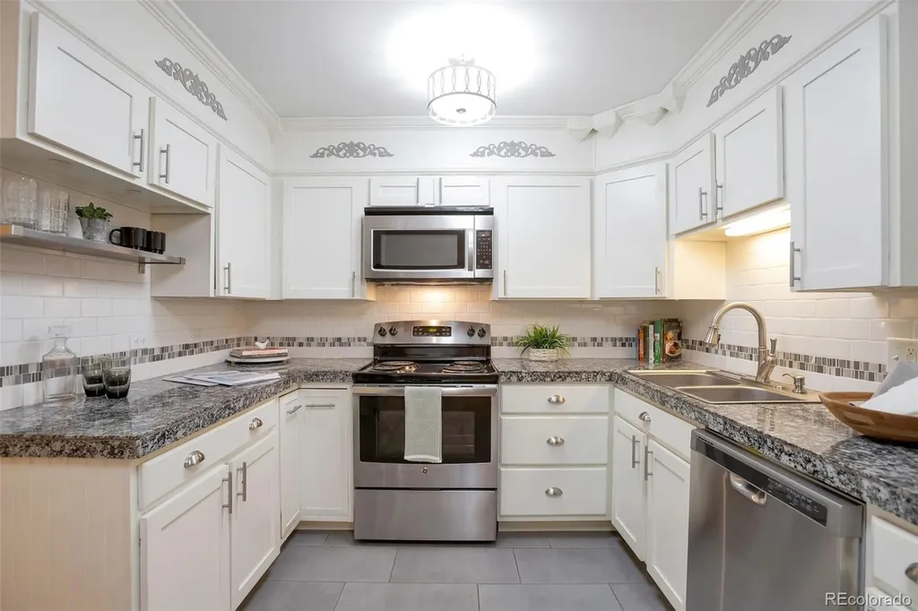 9625 E Center Avenue Denver CO 80247