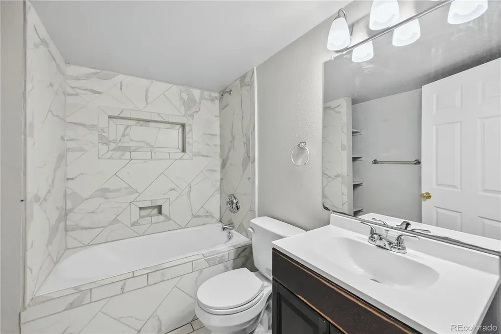 1026 Drury Lane Colorado Springs CO 80911