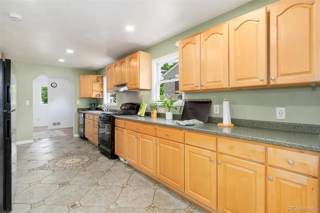 3481 S Elm Street Denver CO 80222
