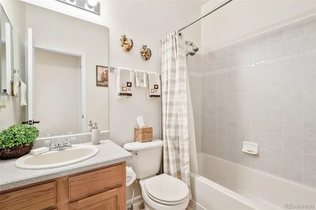 1903 Rannoch Drive Longmont CO 80504
