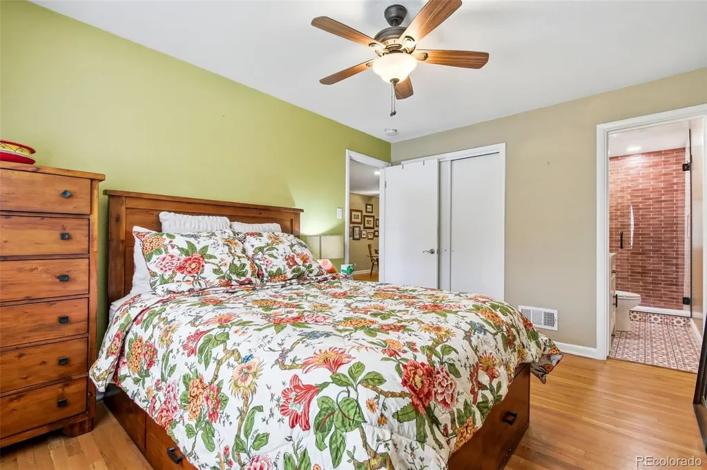 221 Oneida Street Denver CO 80220