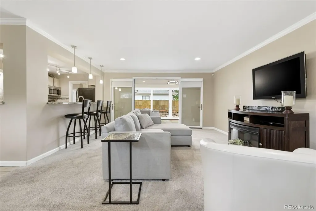 221 Oneida Street Denver CO 80220