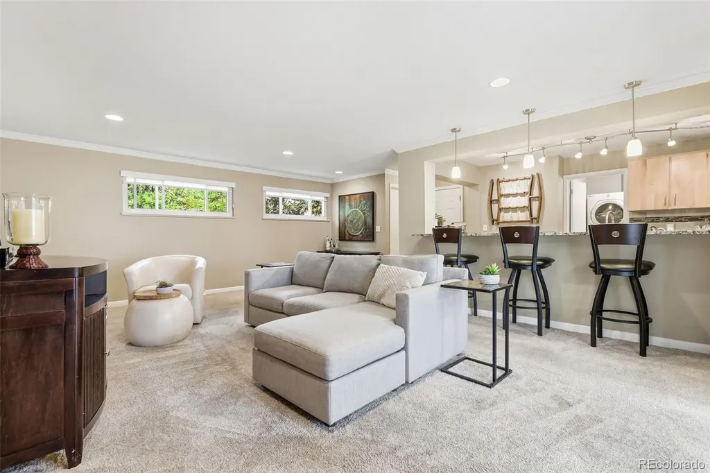 221 Oneida Street Denver CO 80220