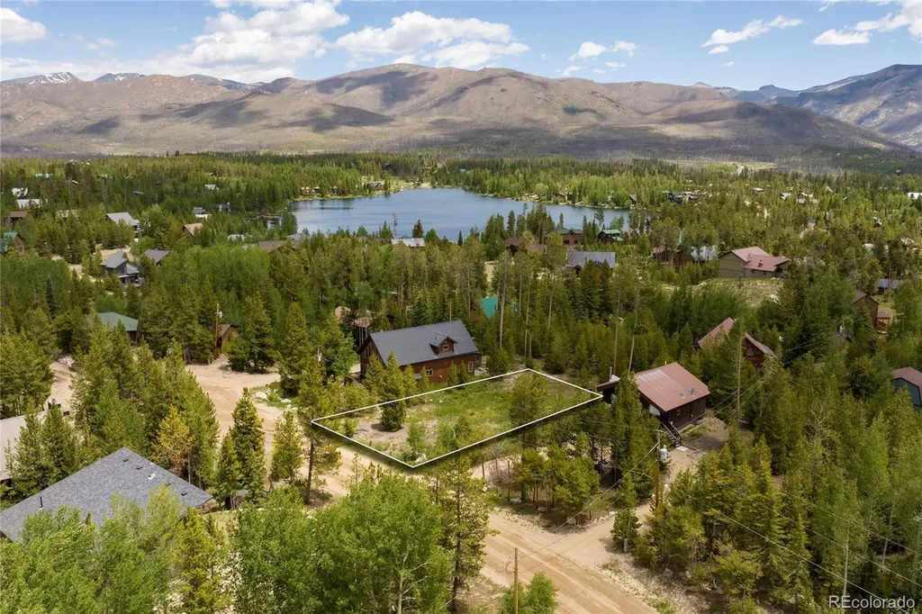 48 GCR 4983 Grand Lake CO 80447