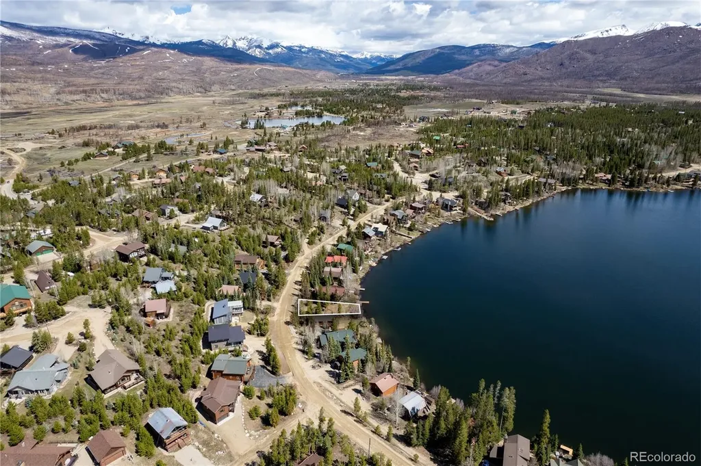 48 GCR 4983 Grand Lake CO 80447