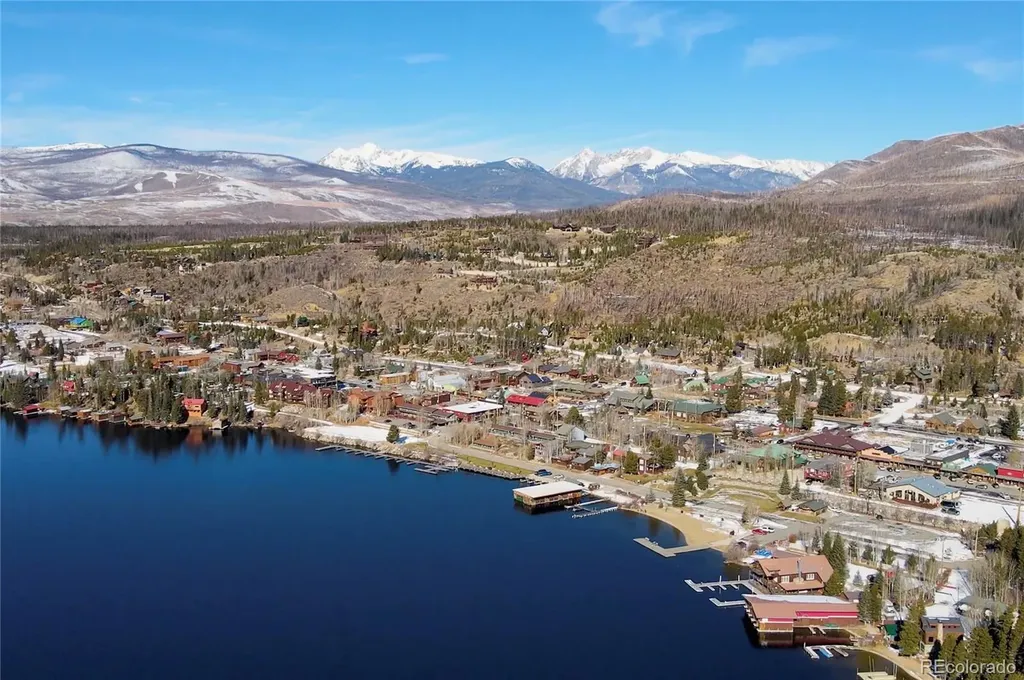 48 GCR 4983 Grand Lake CO 80447
