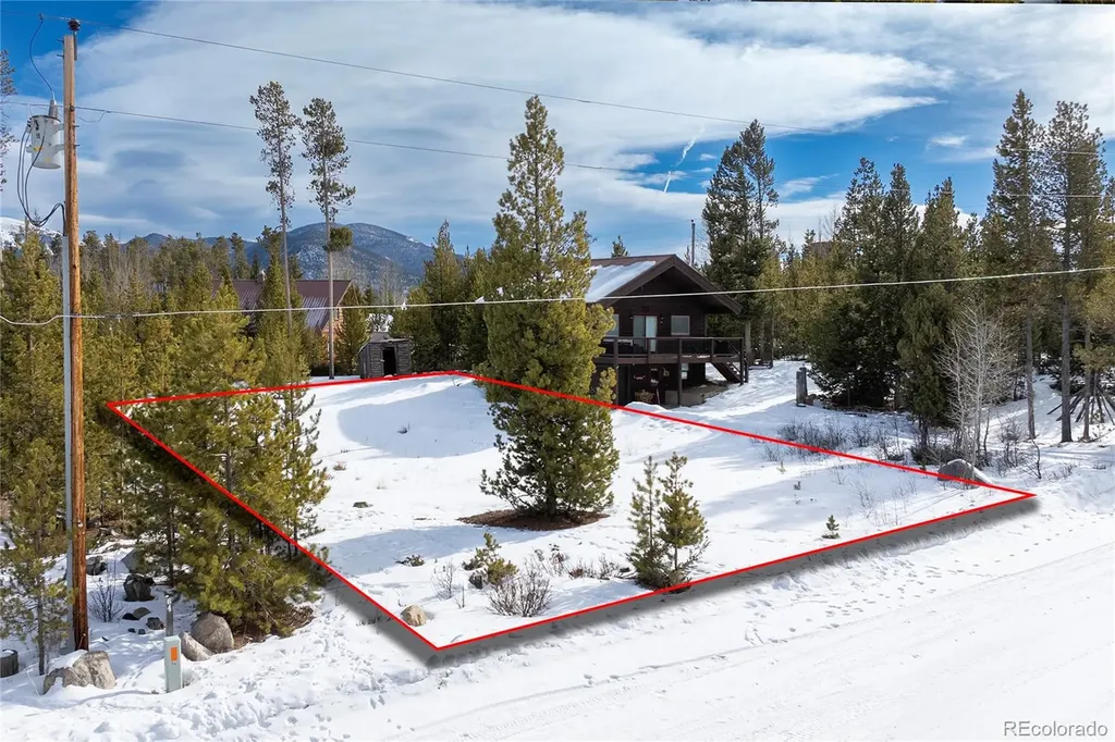 48 GCR 4983 Grand Lake CO 80447