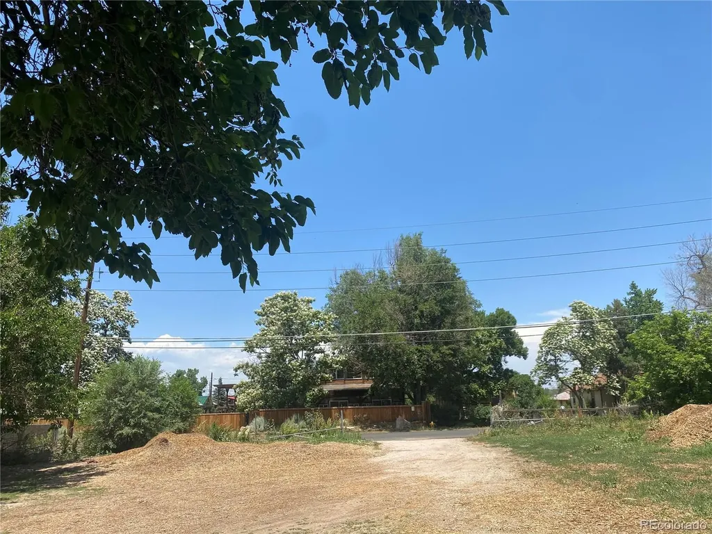 2872 W 55th Avenue Denver CO 80221