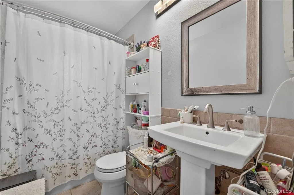 1488 S Ventura Street Aurora CO 80017