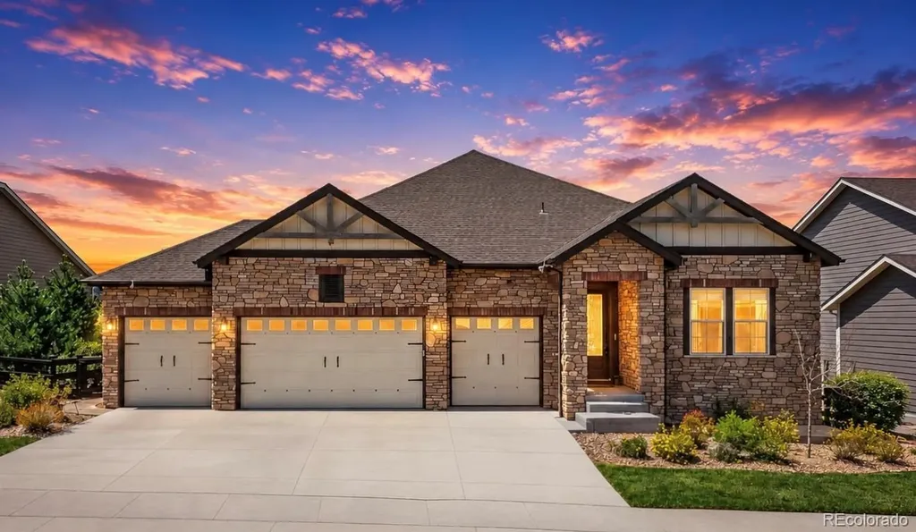 8641 S De Gaulle Court Aurora CO 80016