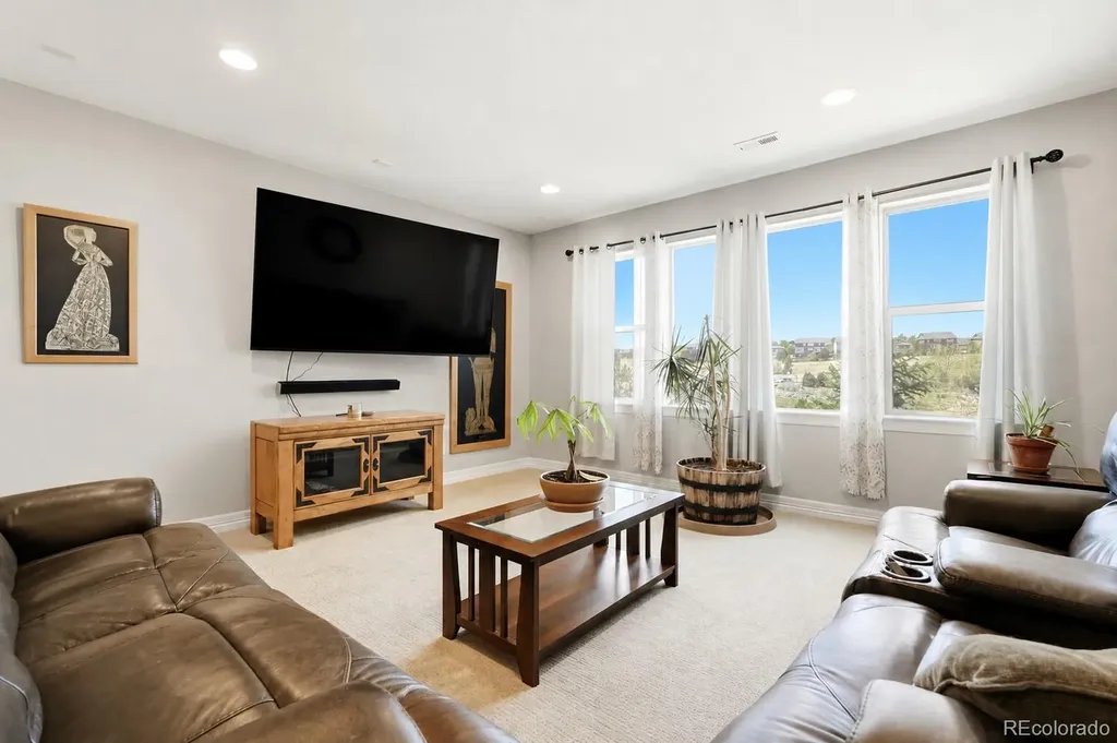 8641 S De Gaulle Court Aurora CO 80016