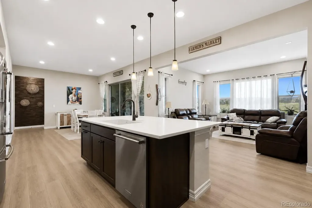 8641 S De Gaulle Court Aurora CO 80016