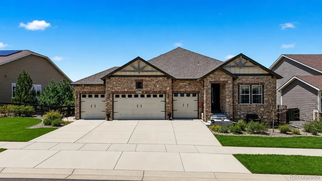 8641 S De Gaulle Court Aurora CO 80016
