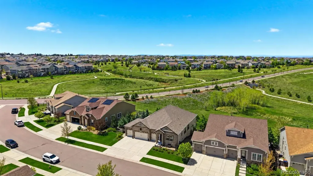 8641 S De Gaulle Court Aurora CO 80016