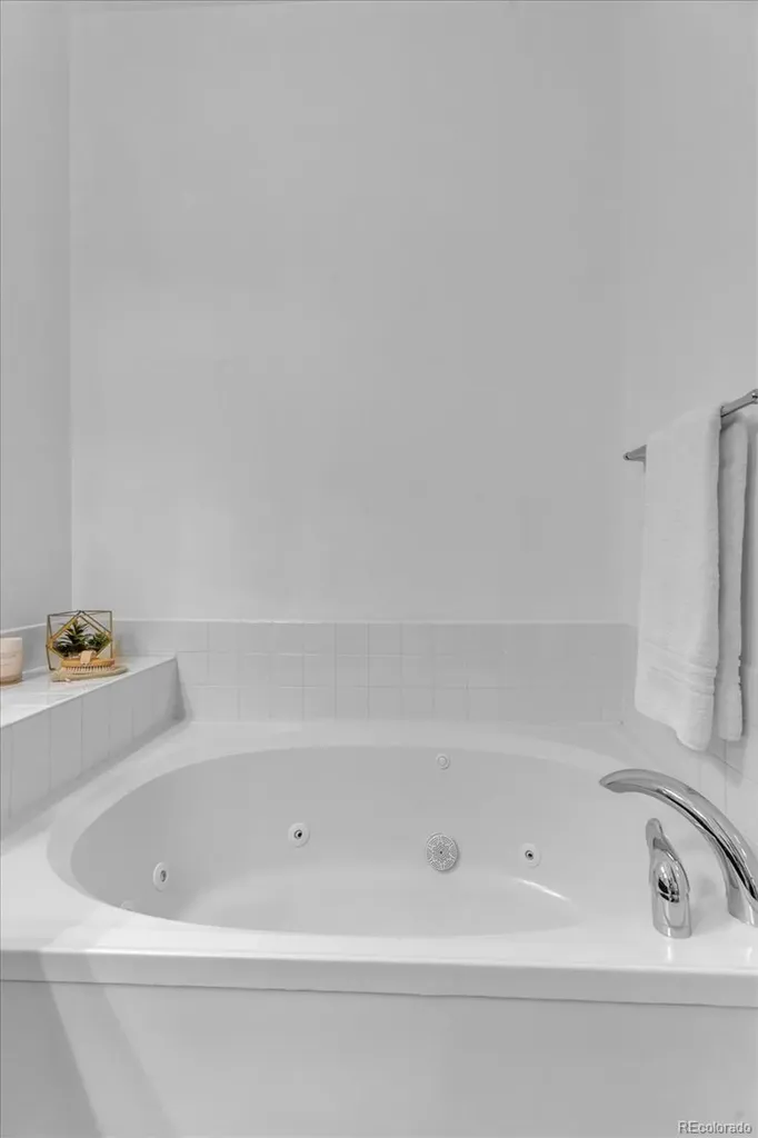1053 W Century Drive Louisville CO 80027