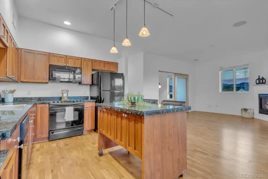 1053 W Century Drive Louisville CO 80027