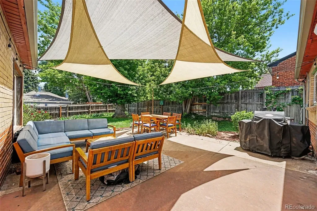 3078 Albion Street Denver CO 80207