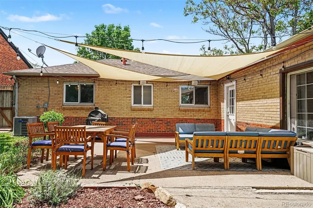 3078 Albion Street Denver CO 80207