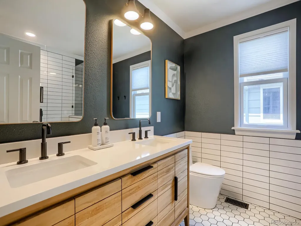 1085 Stoneham Street Superior CO 80027