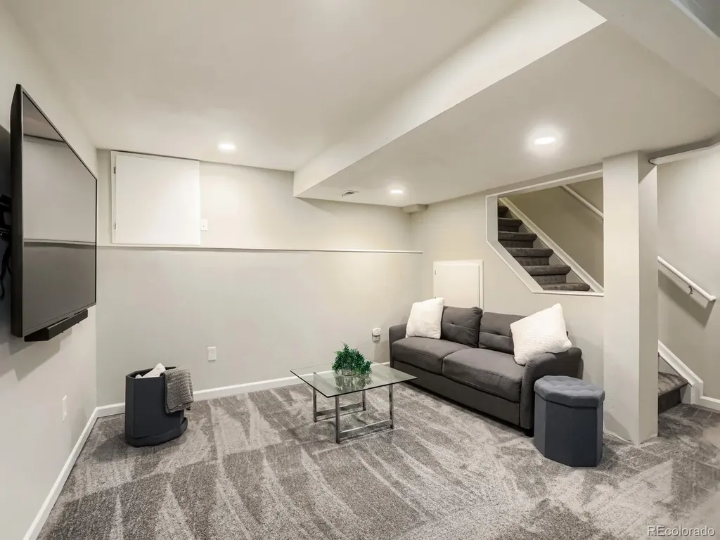 1085 Stoneham Street Superior CO 80027
