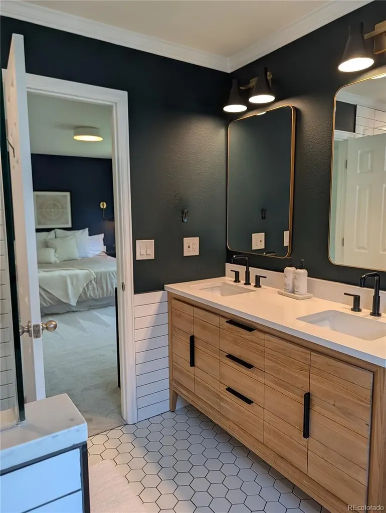 1085 Stoneham Street Superior CO 80027