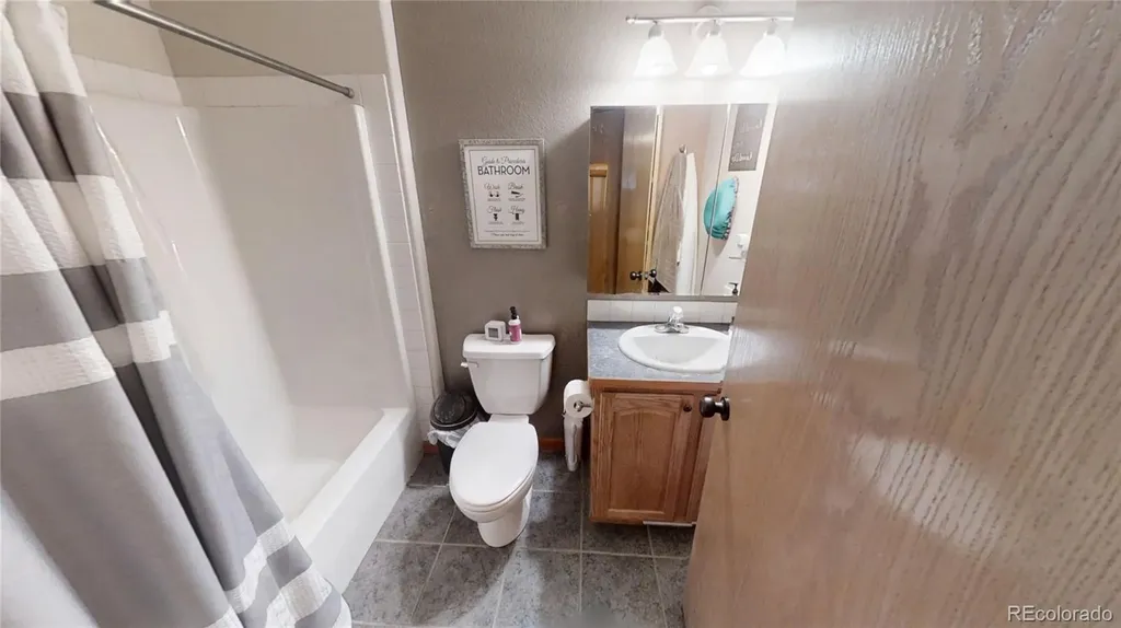328 Glacier Avenue Brush CO 80723