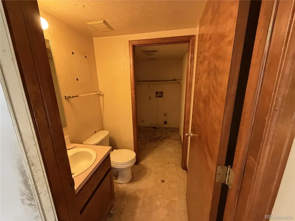 1674 Saulsbury Court Loveland CO 80538