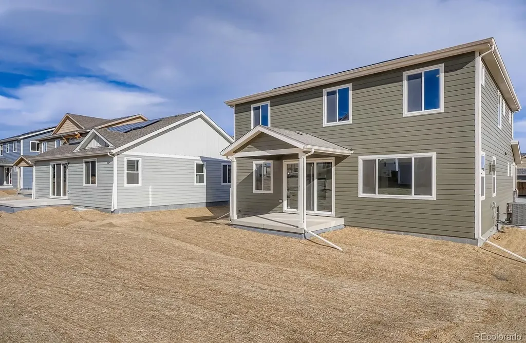 13767 Daffodil Way Parker CO 80134