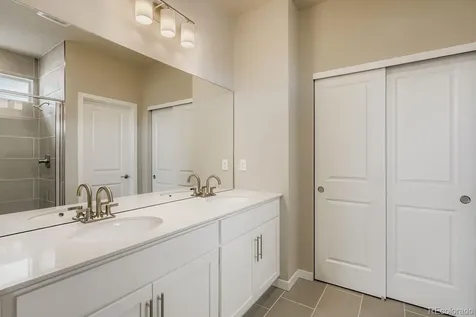 13767 Daffodil Way Parker CO 80134