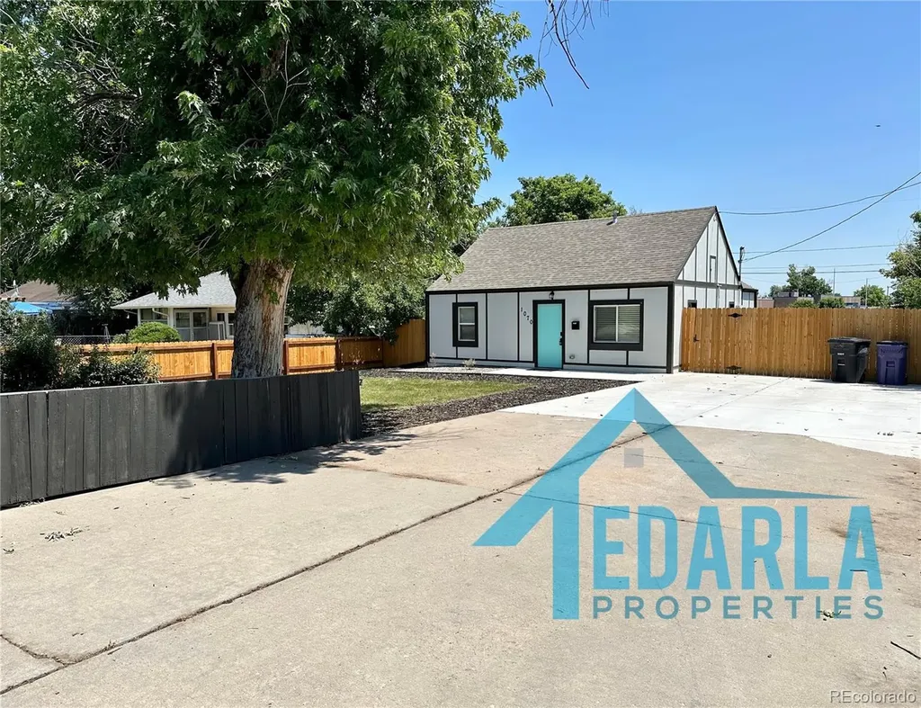 1070 S Irving Street Denver CO 80219