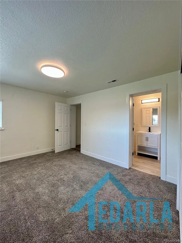 1070 S Irving Street Denver CO 80219