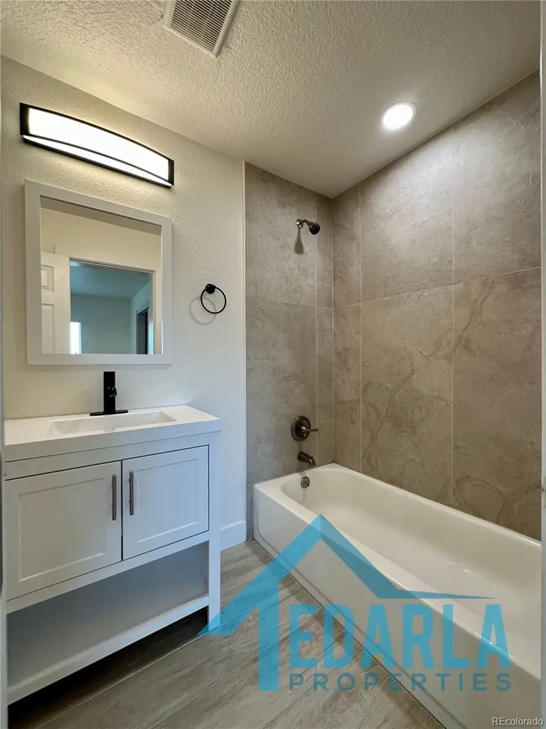 1070 S Irving Street Denver CO 80219
