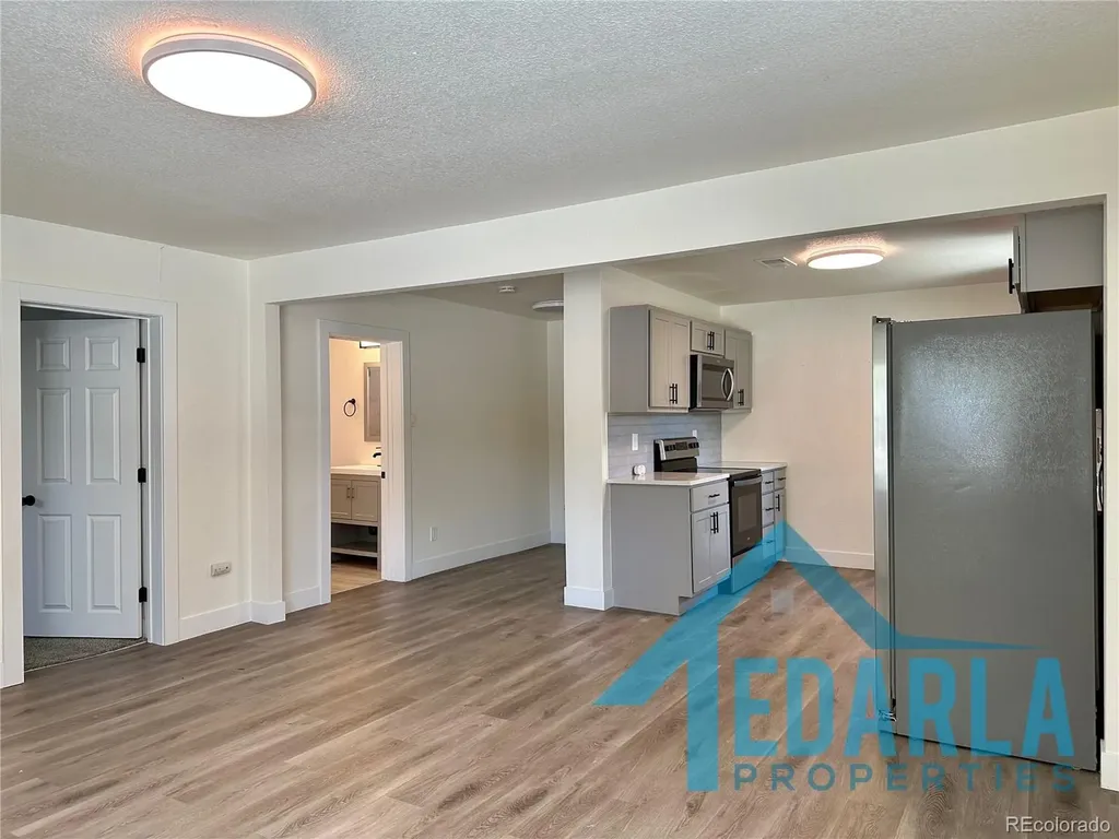 1070 S Irving Street Denver CO 80219