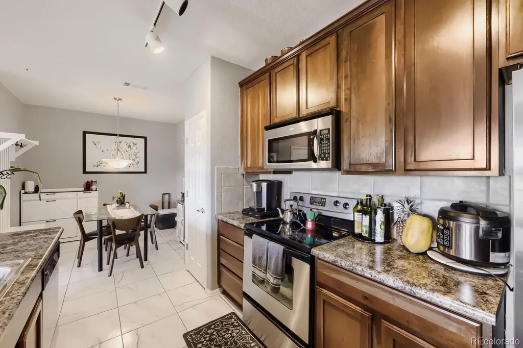 2682 S Cathay Way Aurora CO 80013