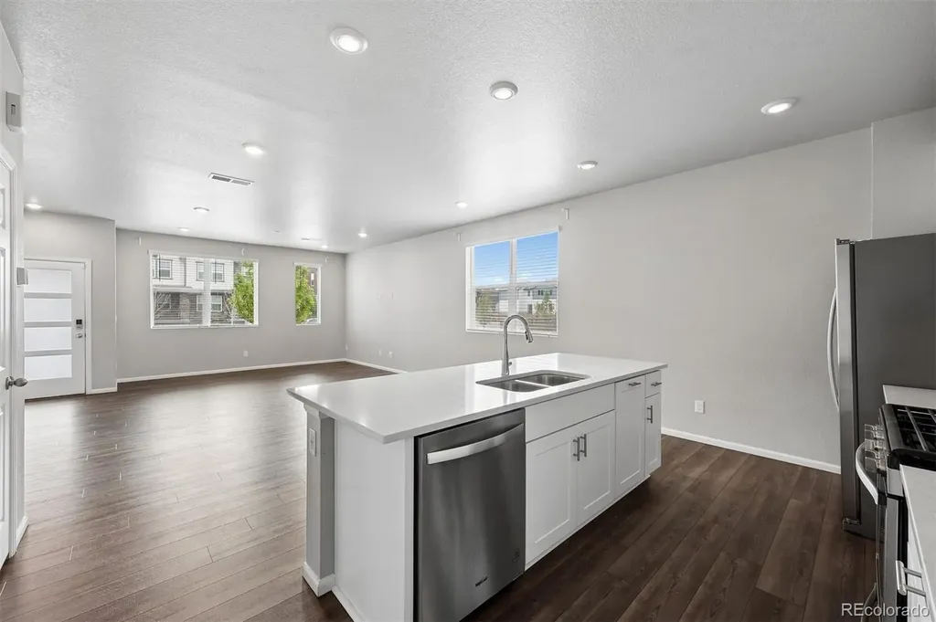 6381 N Malaya Street Aurora CO 80019