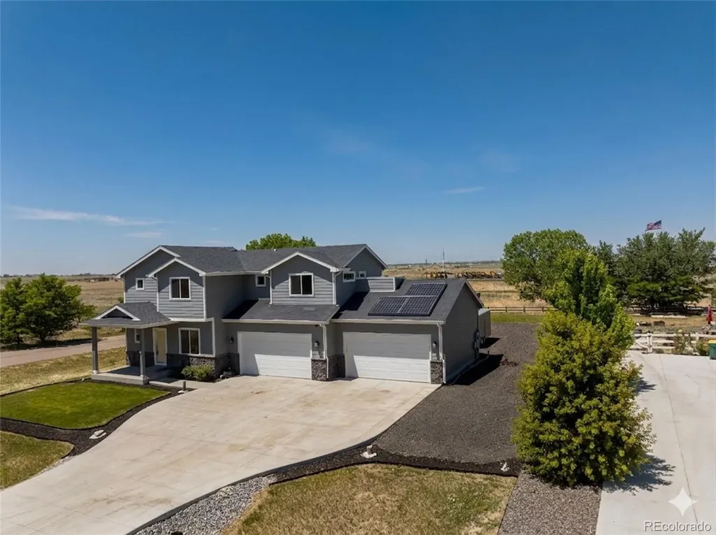 135 Foxtail Drive Hudson CO 80642