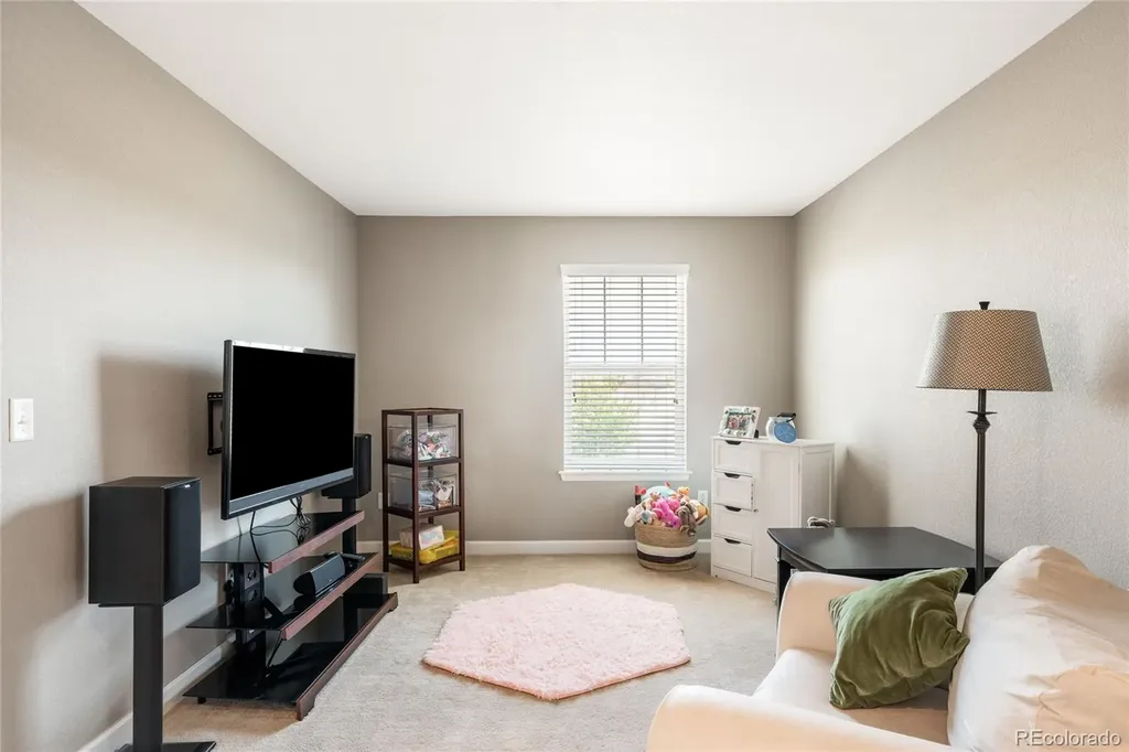 111 S Jackson Gap Way Aurora CO 80018