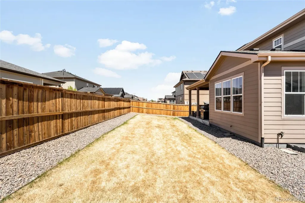 111 S Jackson Gap Way Aurora CO 80018