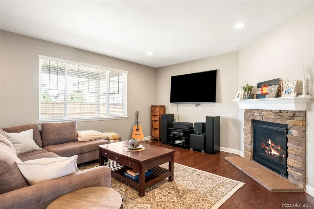 111 S Jackson Gap Way Aurora CO 80018