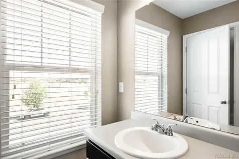 111 S Jackson Gap Way Aurora CO 80018